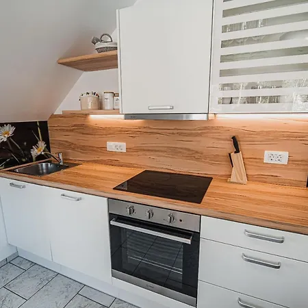 Rozalija Apartament *